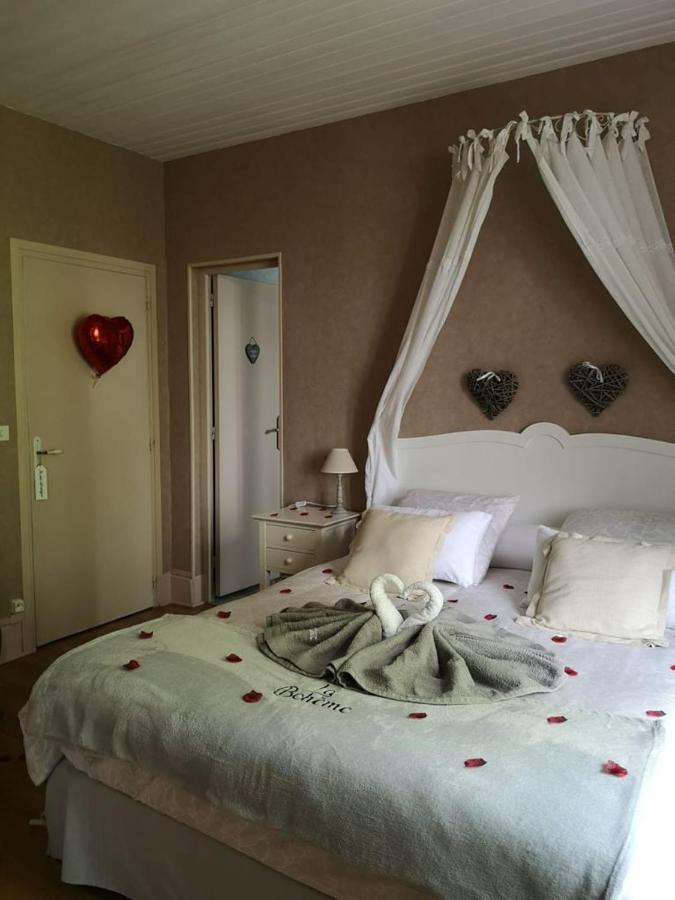 Bed and Breakfast La Bohème Francastel Esterno foto